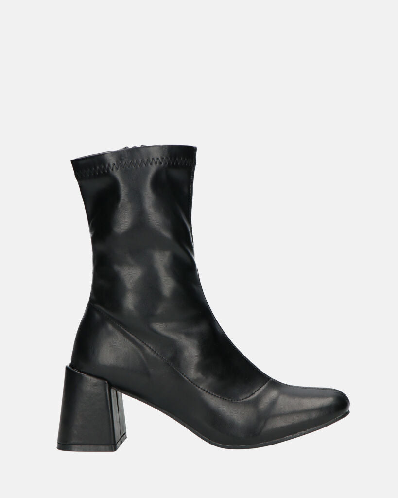 MADHYMA - black ankle boots with side zip