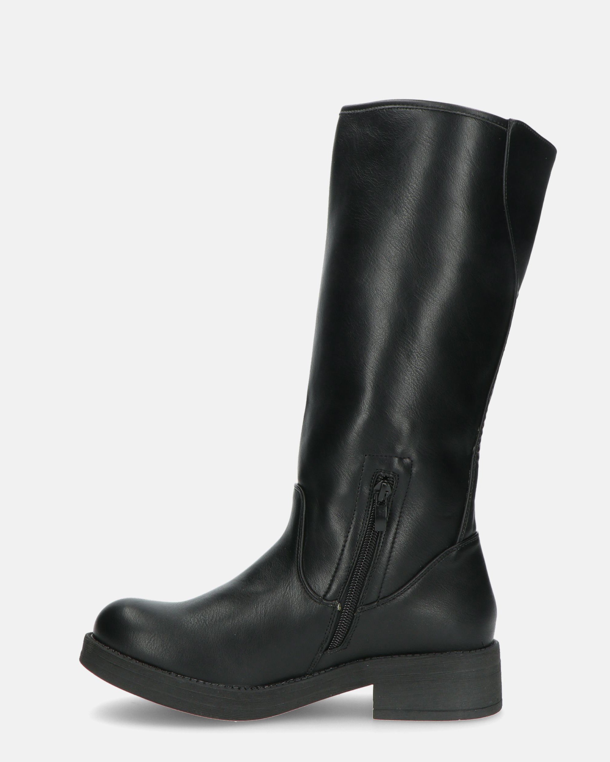 FEDRA - low boots with strap and zipper